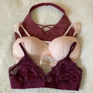 3 LIGHTLY WORN GILLY HICKS Bra's for 35 ! (M-L)